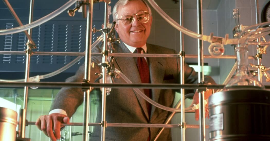 Dean Buntrock's Legacy: How Waste Management Became an Industry Giant