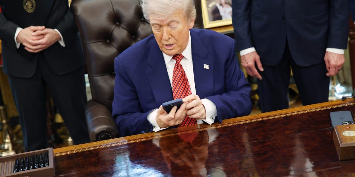 Trump Mobile Changes Terms After Year of Gold Phone Preorders