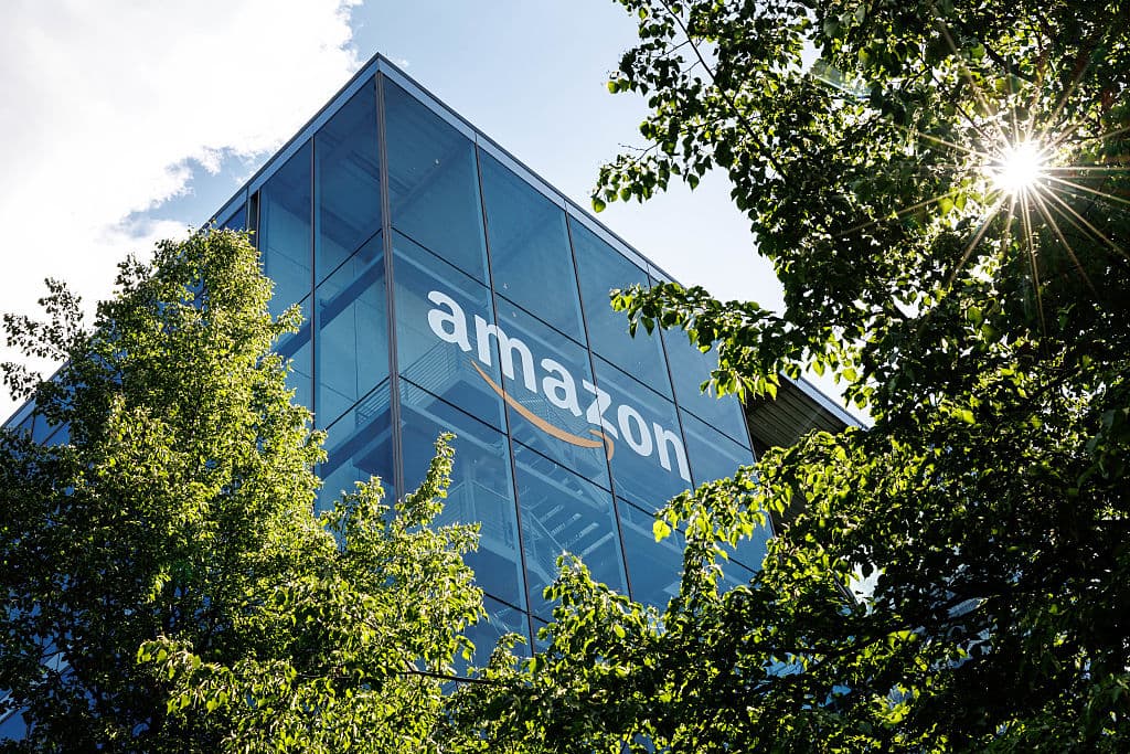 Amazon's 30-Minute Delivery Raises Bar for Atlanta Retailers