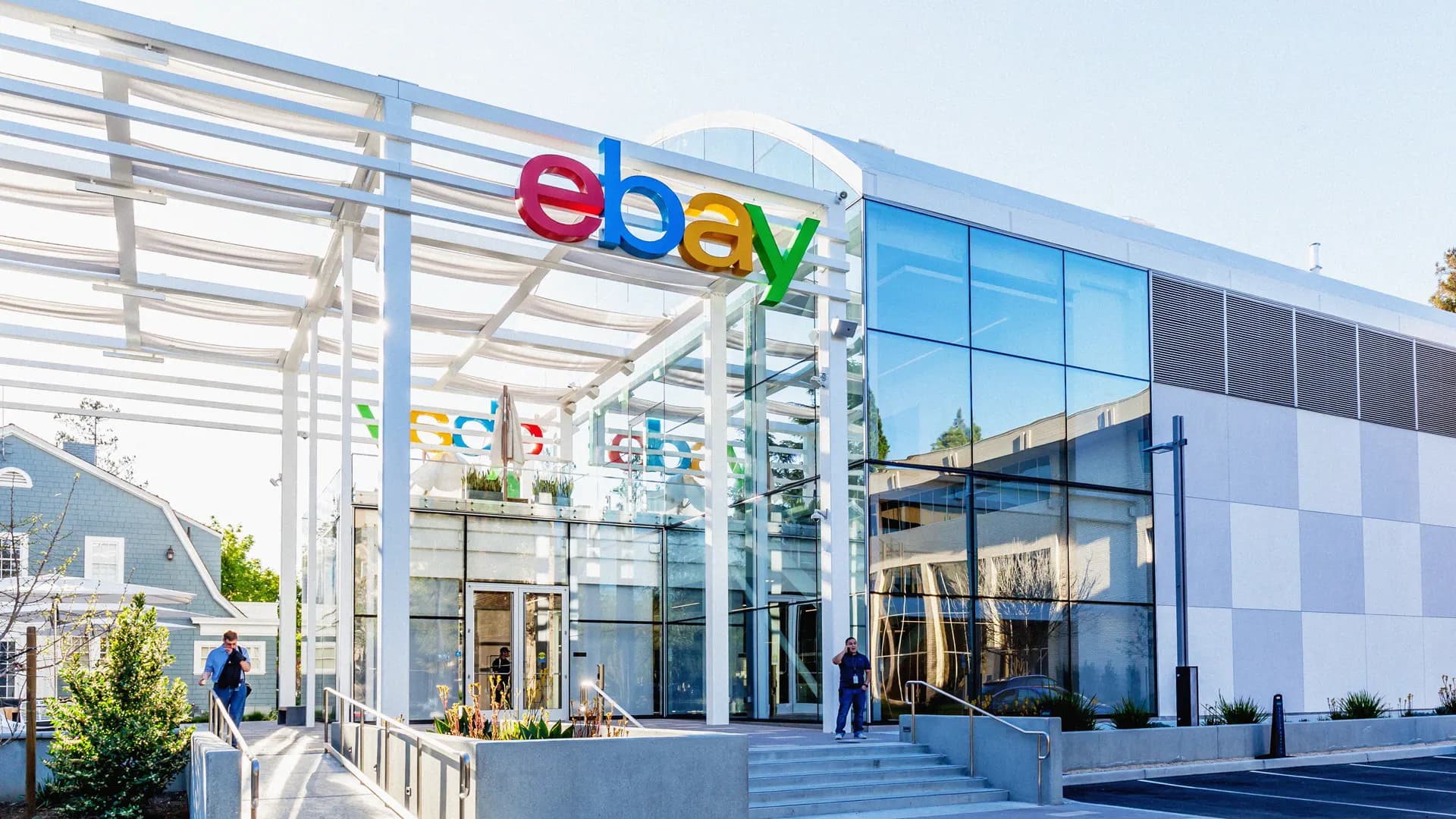 eBay Rebuffs GameStop Acquisition Attempt by CEO Cohen