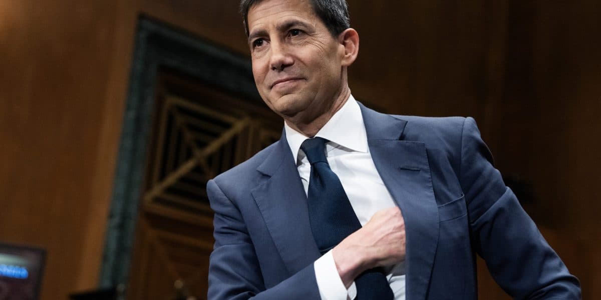 Kevin Warsh Confirmed as Federal Reserve Chair in Party-Line Vote