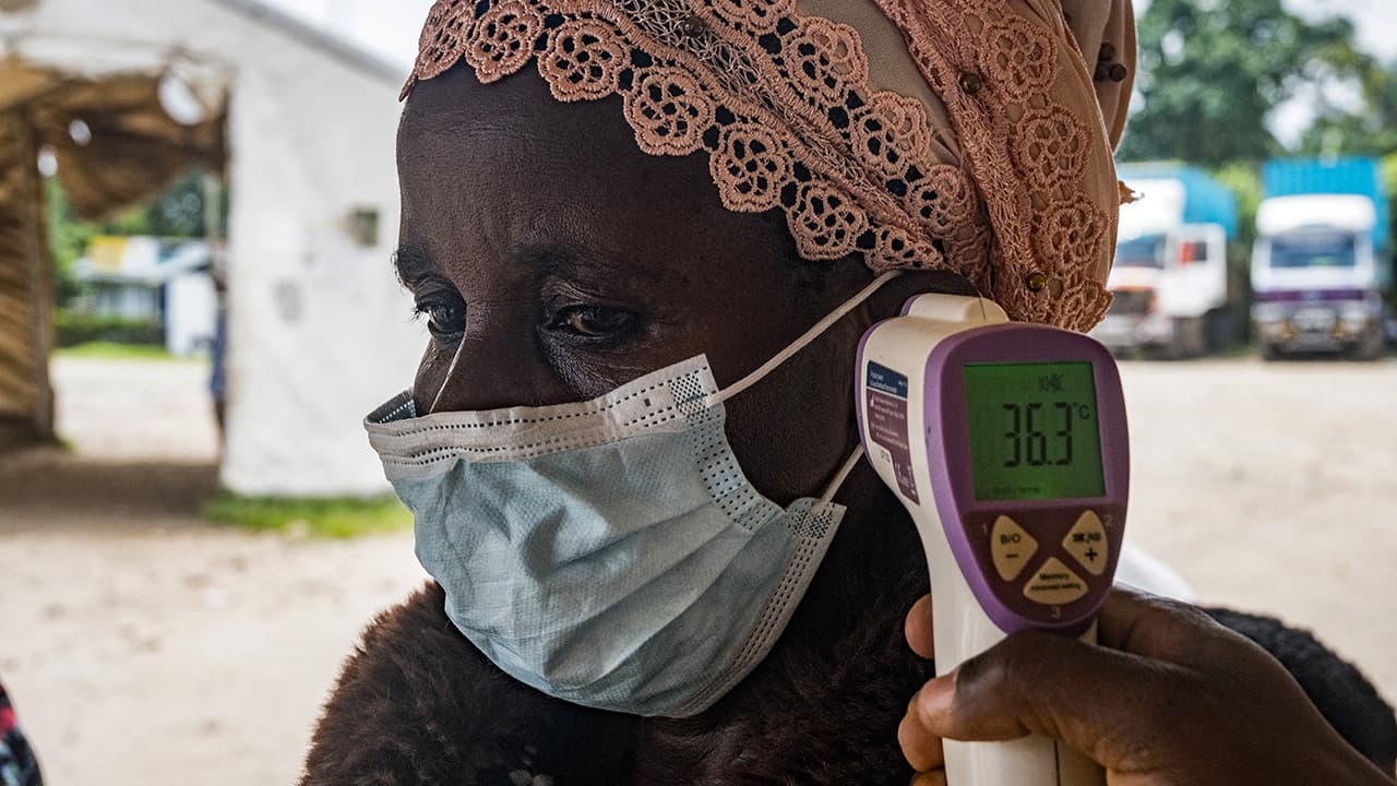 American Physician Tests Positive in Global Ebola Outbreak