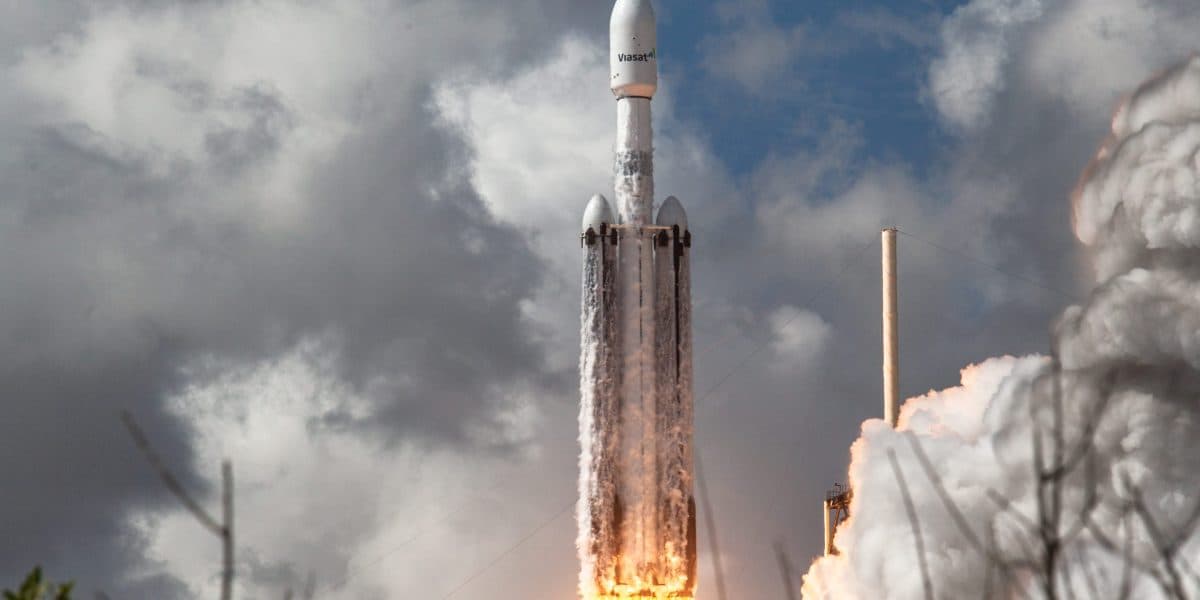 SpaceX IPO Signals Boom in Space Economy for Tech Investors