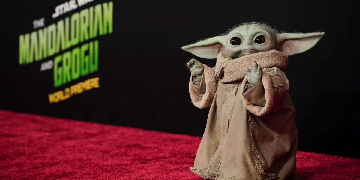 Star Wars Opening Signals Shifting Consumer Spending Patterns