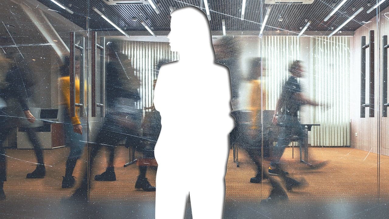 The Hidden Struggle: Why New CEOs Face Unexpected Isolation