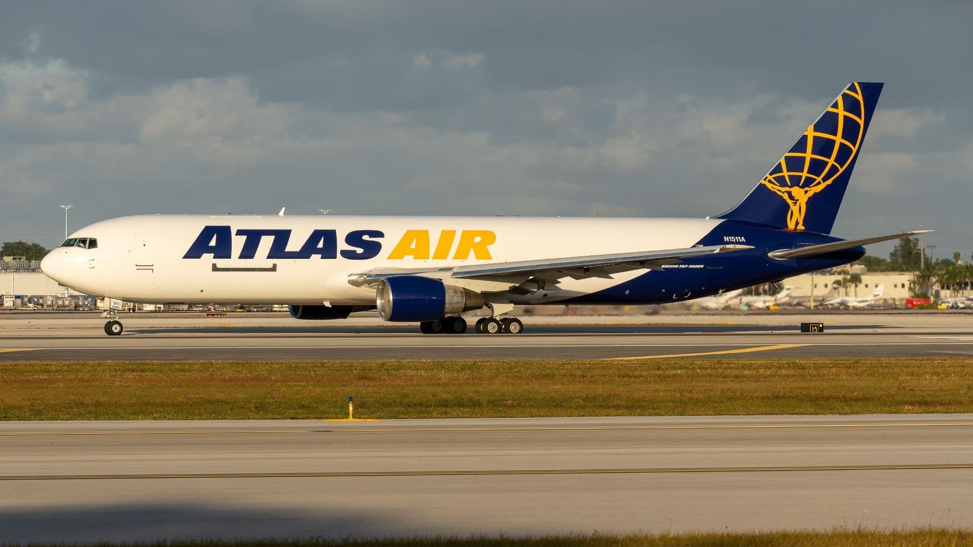 Atlas Air, ABX Air Seek U.S. Approval for Venezuela Cargo Service
