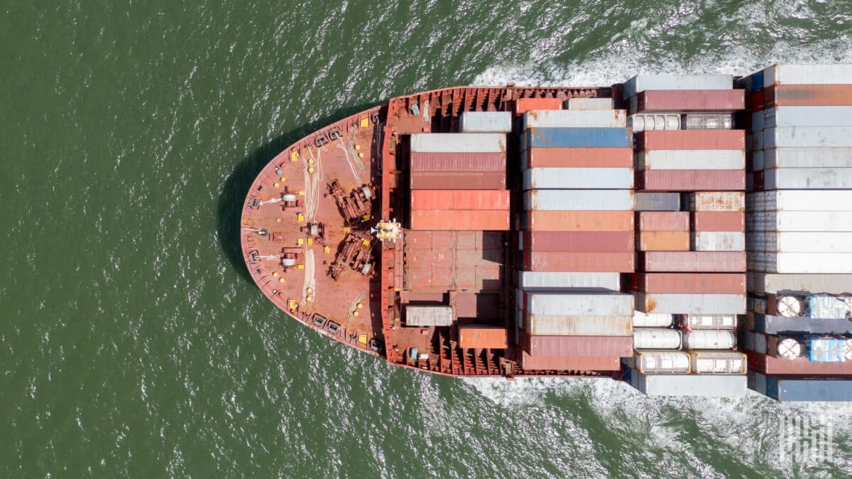 Asia-US Ocean Shipping Rates Surge Past $7,900 per Container