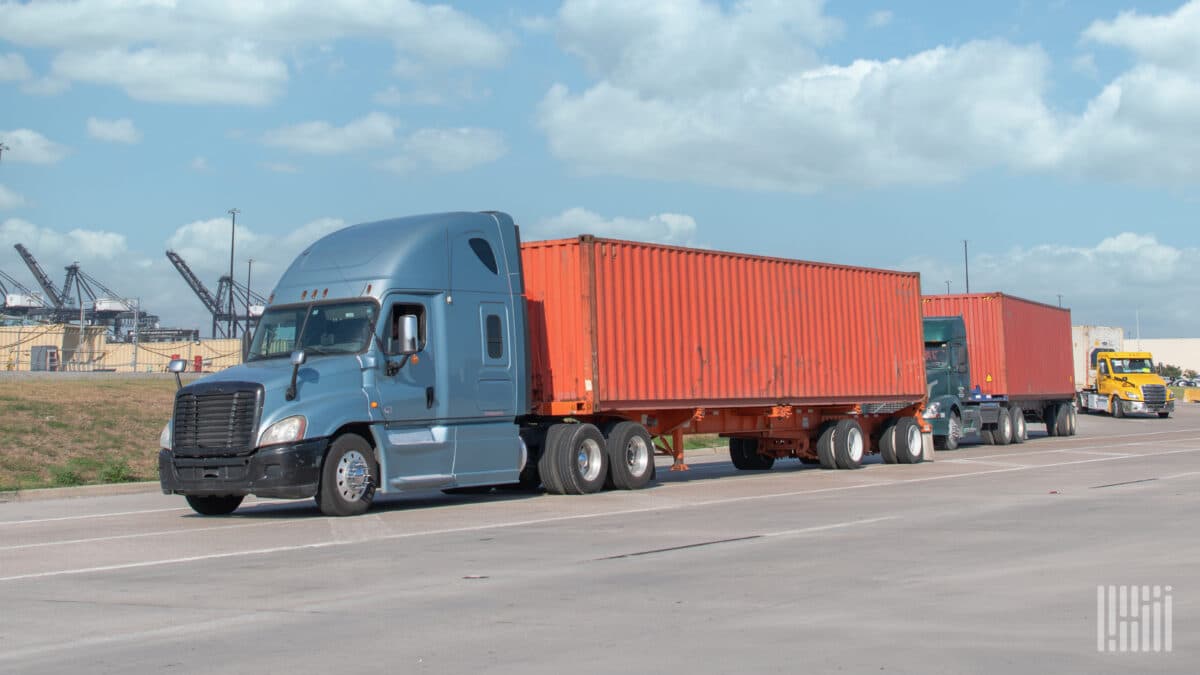 Truckload Rates Rise Year-Over-Year Despite Softer Shipping Volume