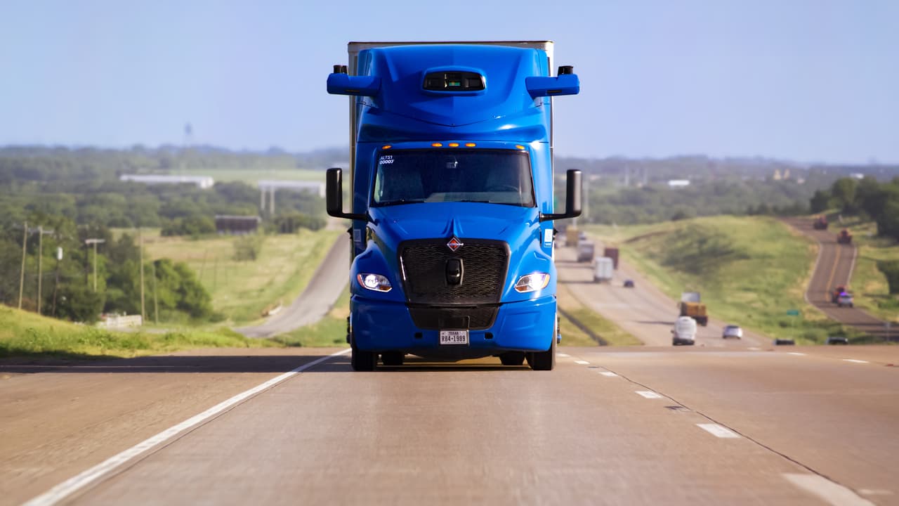 Aurora Unveils Second-Gen Hardware to Scale Autonomous Trucking