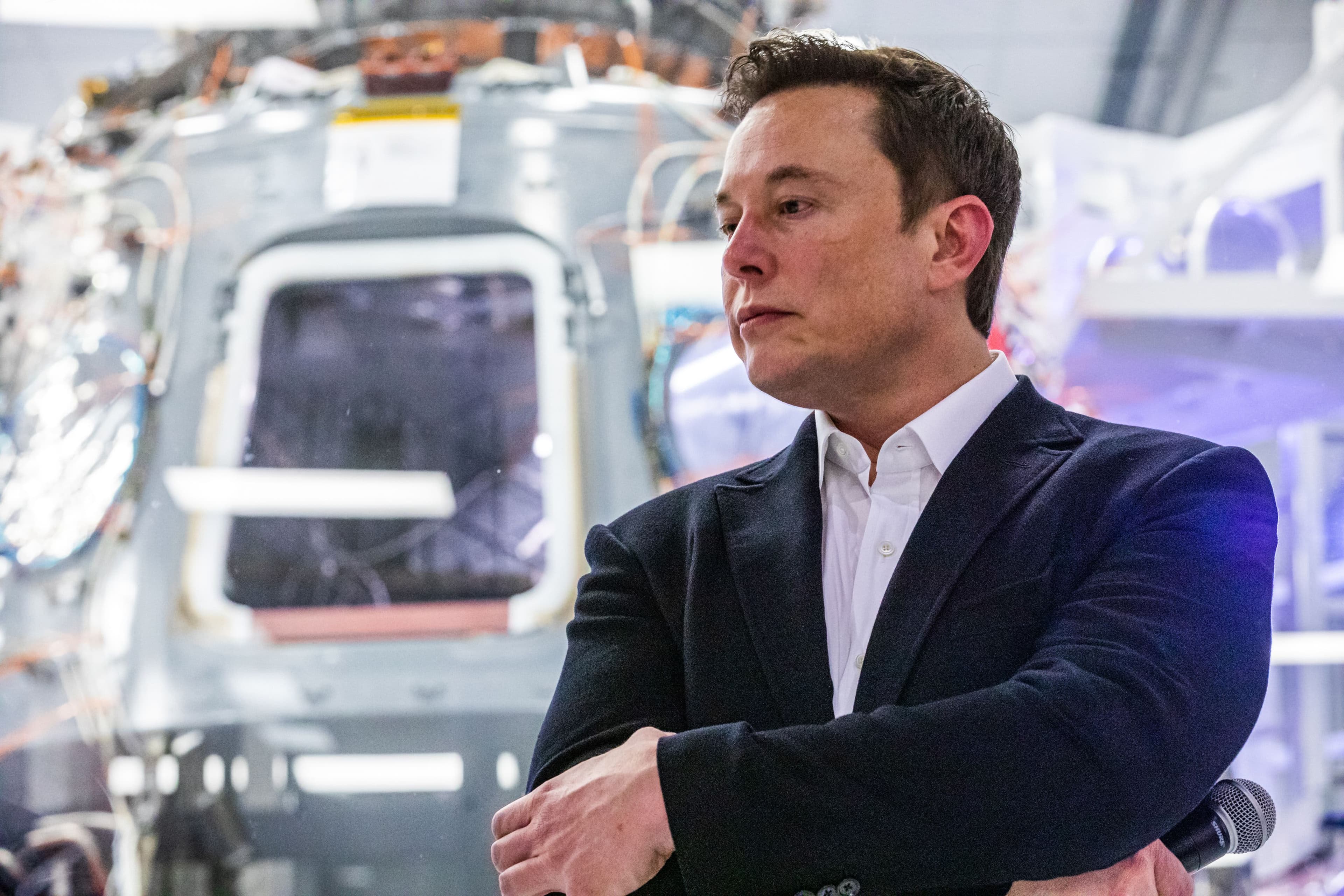Tesla Shares Plunge 18% on Earnings Miss and Negative Cash Flow