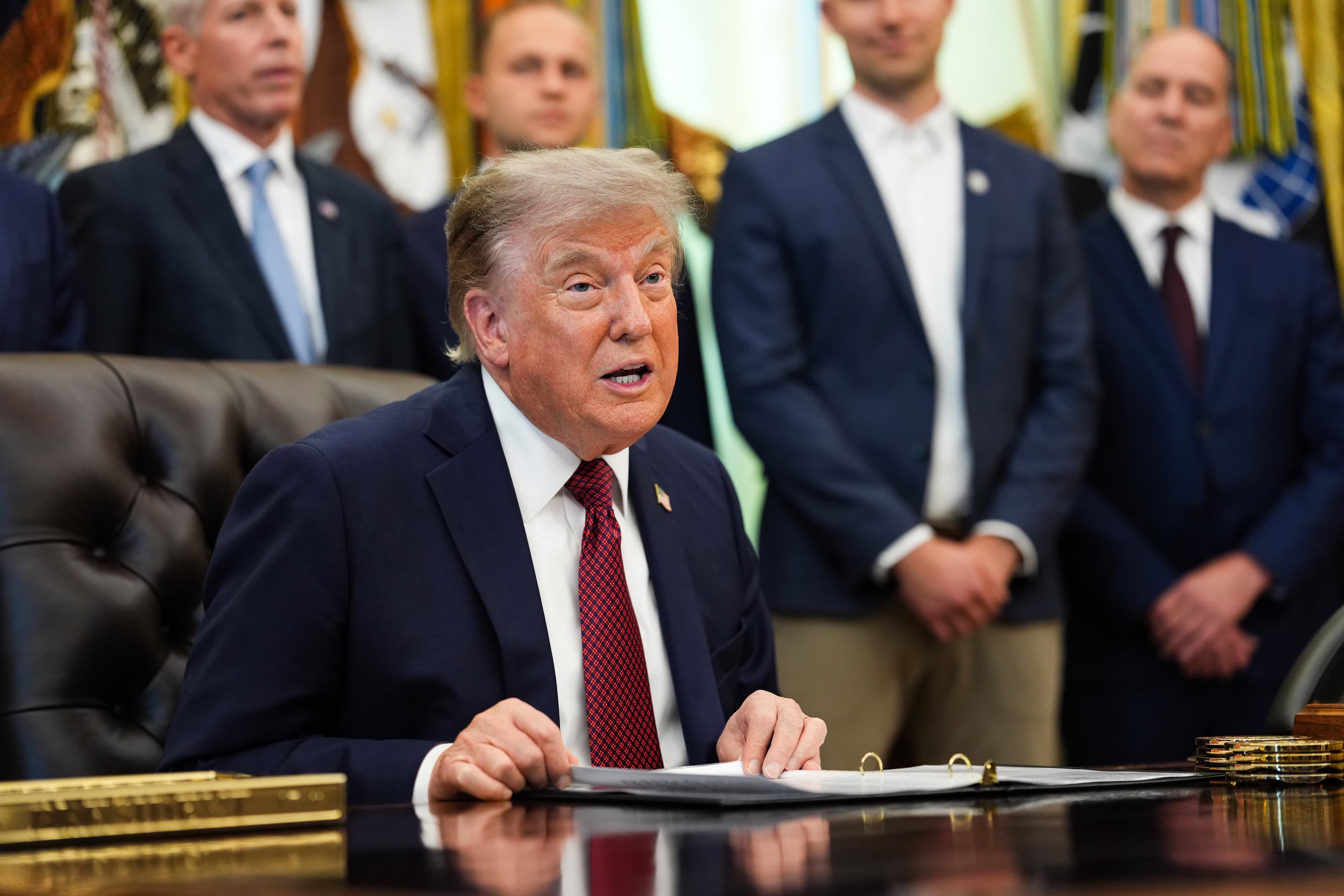 DOJ Probes Leak of Air Force One Security Concerns to Media