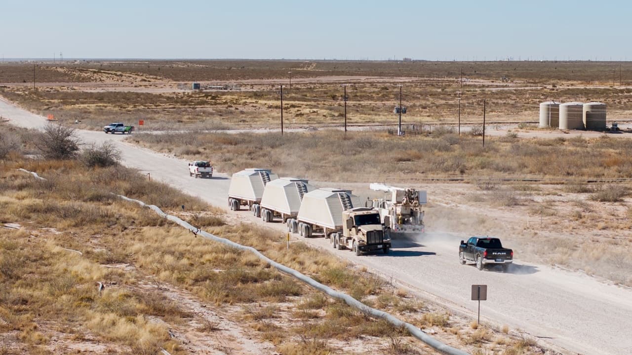 Atlas Energy Expands Autonomous Truck Fleet to 100 Vehicles