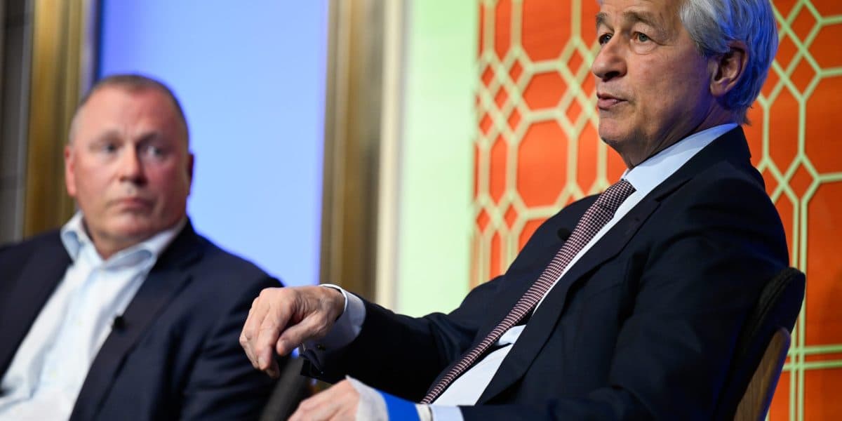 Dimon Warns of Inevitable Bond Crisis as Deficits Mount