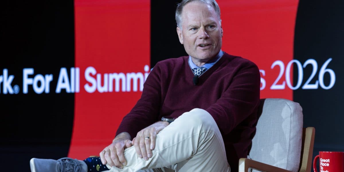 Trek CEO's Blueprint: Why Reading, Not Screens, Drives Leadership