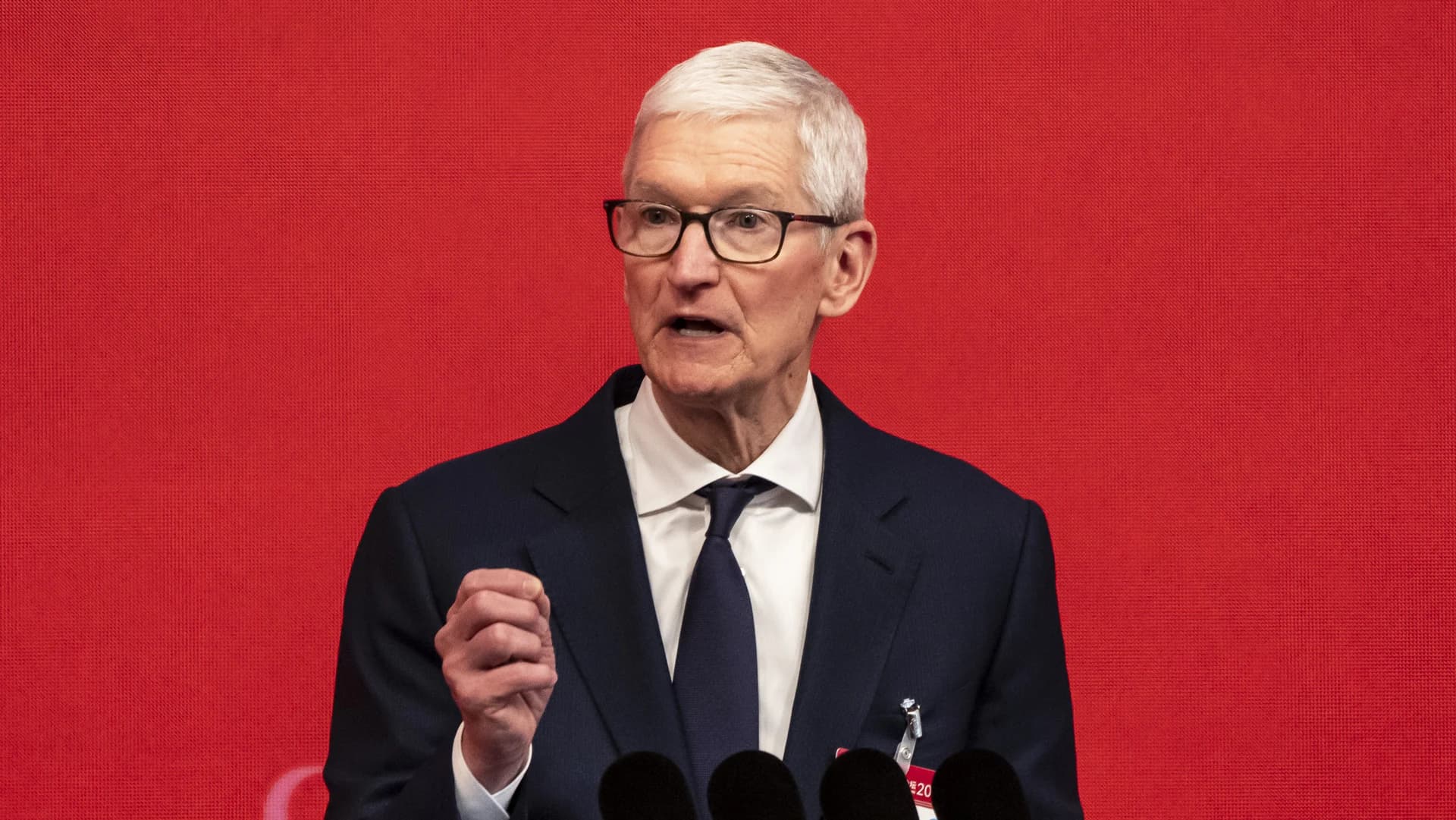 Building an Apple-Proof Business: The Succession Lesson