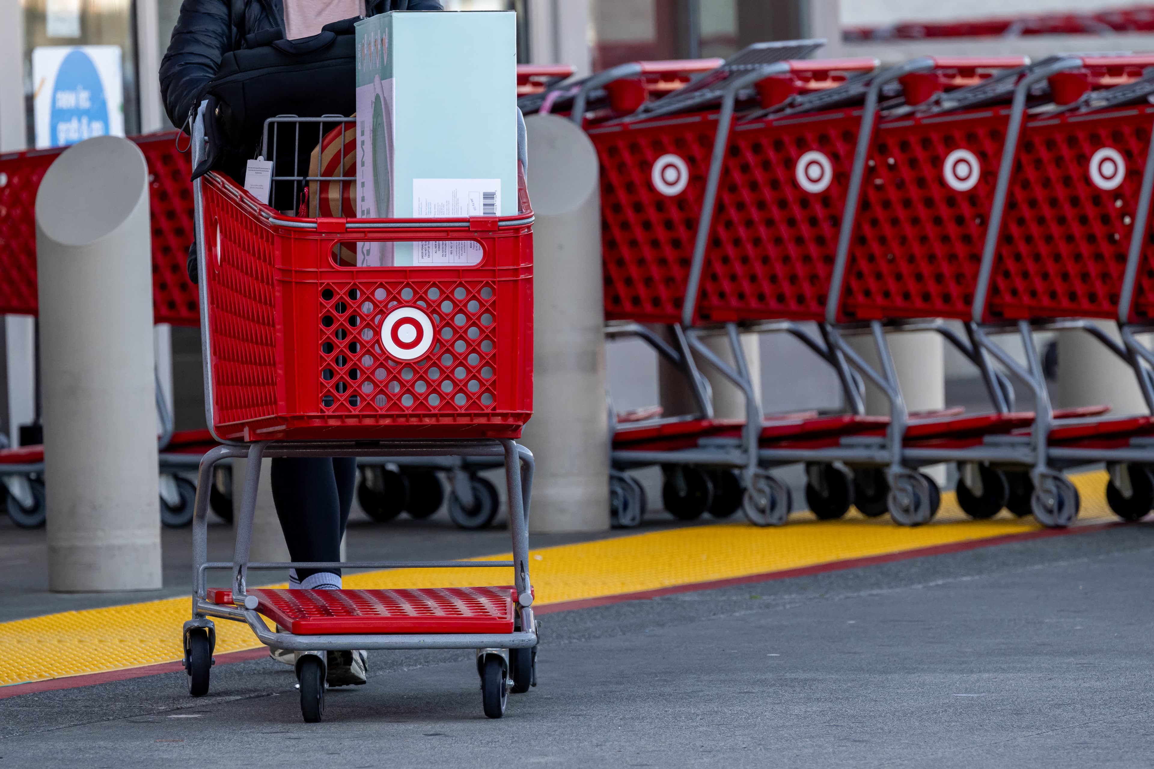 Target's Turnaround Gains Momentum as Sales Beat Expectations