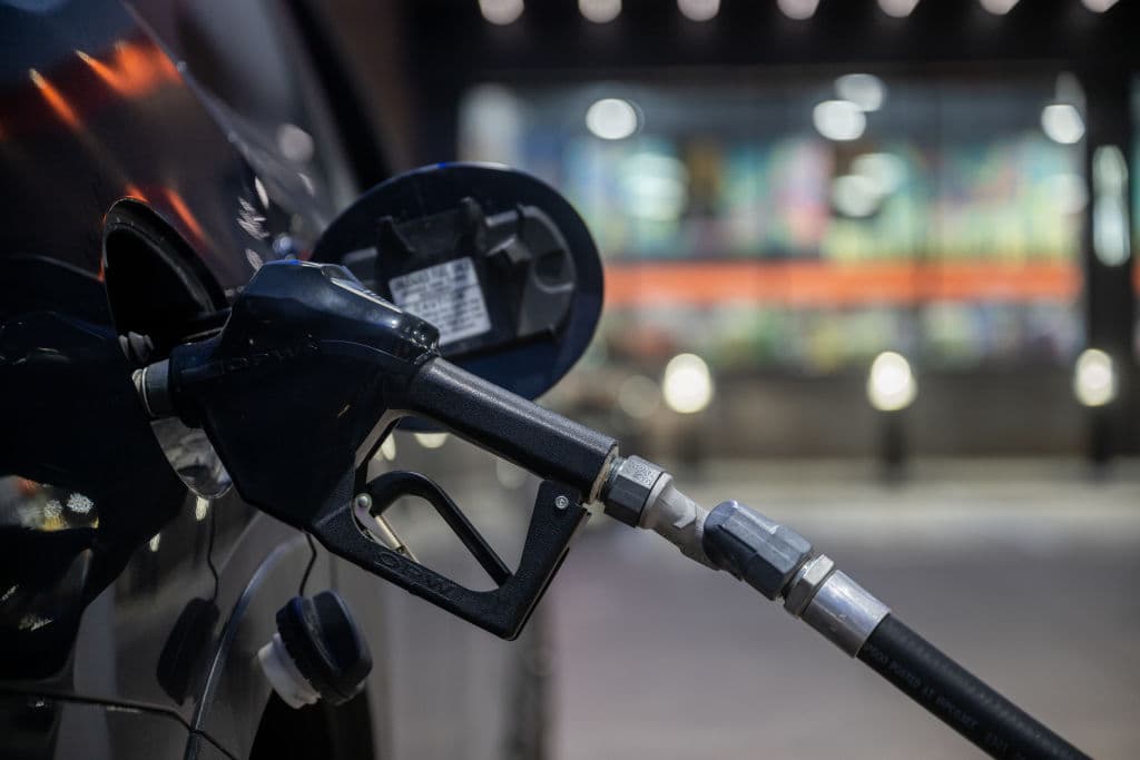 Atlanta Drivers Face $4 Gas While National Prices Decline