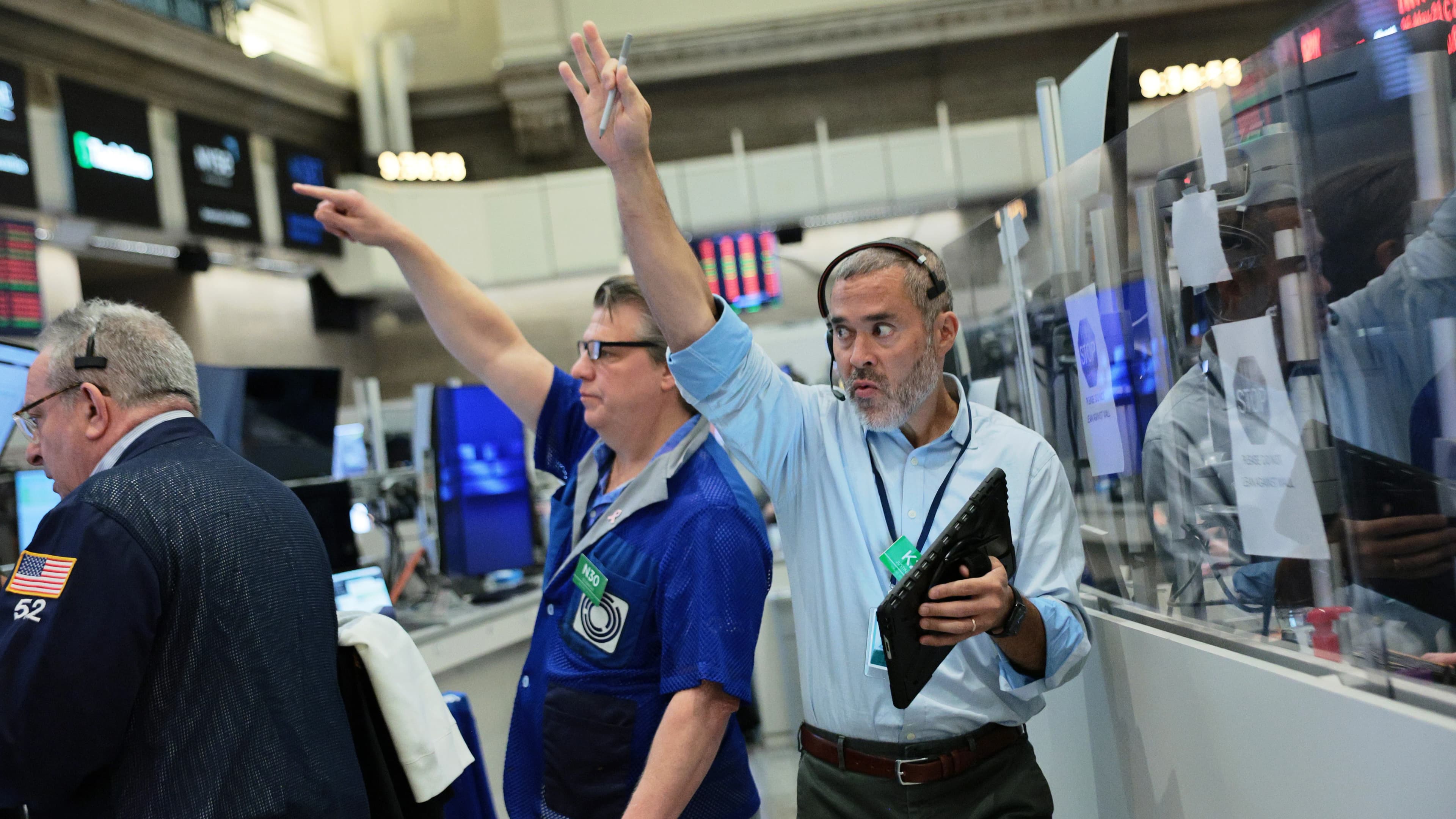 Bull Market Broadens Beyond Tech Giants, Signals Strength Ahead