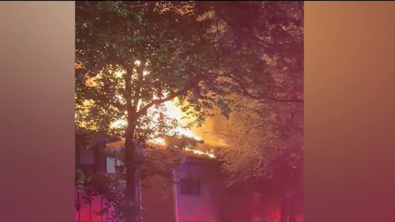 Major Lithia Springs Apartment Fire Displaces Residents