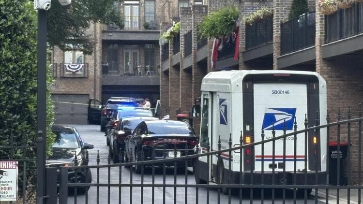 Death Investigation Reported Near Roswell Road in Atlanta