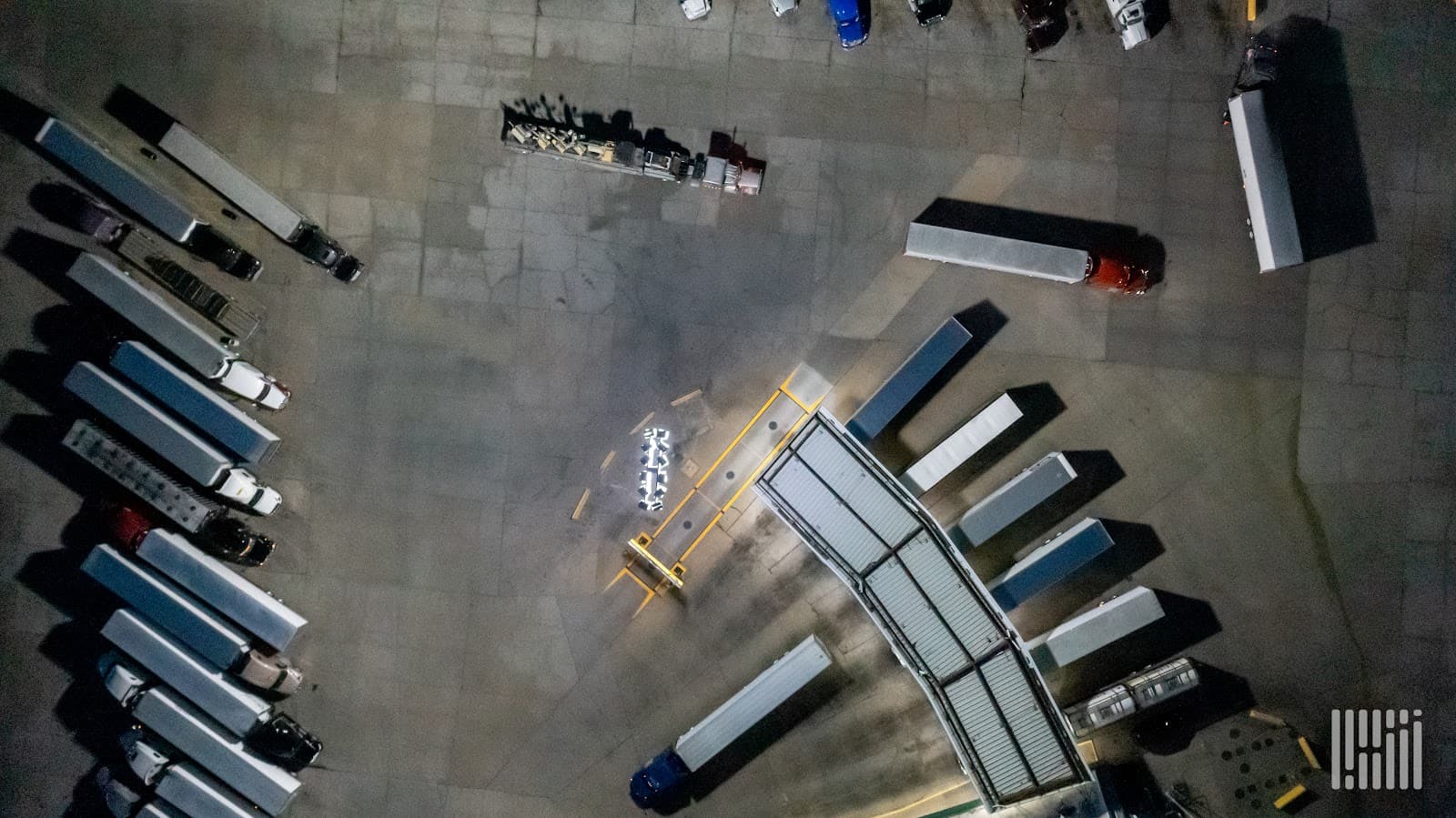 Eight Charged in $10 Million Cargo Theft Ring