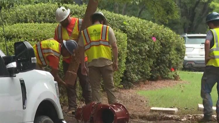 Water Main Break Disrupts Service to 100 Roswell Homes