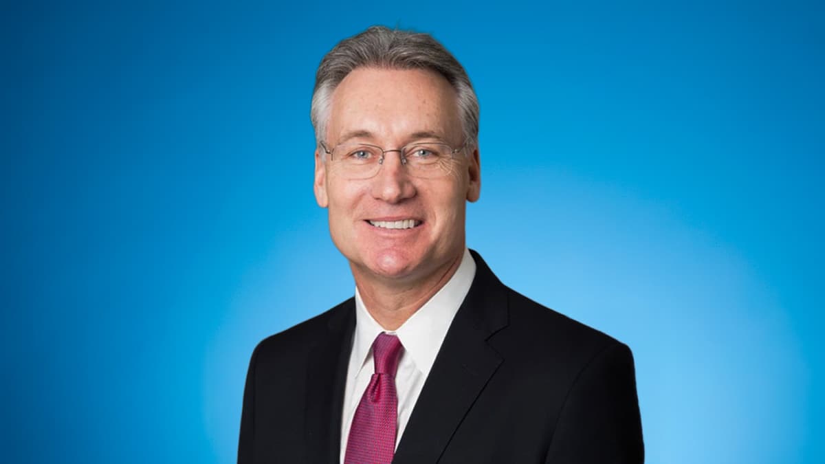 Former FedEx CFO Dietrich Joins American Airlines Board