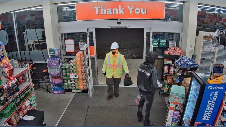 Federal Charges Filed Against 'Master of Disguise' in Atlanta Robbery Ring